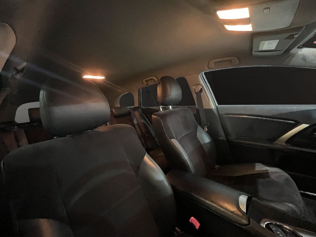 Used Toyota Avensis 2014 for sale - 77703839: Photo 14