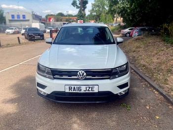 Used Volkswagen Tiguan 2016 for sale - 76642436: Photo