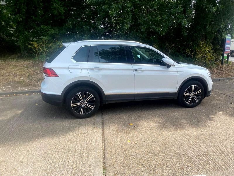 Used Volkswagen Tiguan 2016 for sale - 76642436: Photo 4