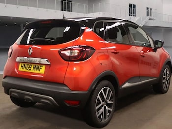 Used Renault Captur 2019 for sale - 76454511: Photo