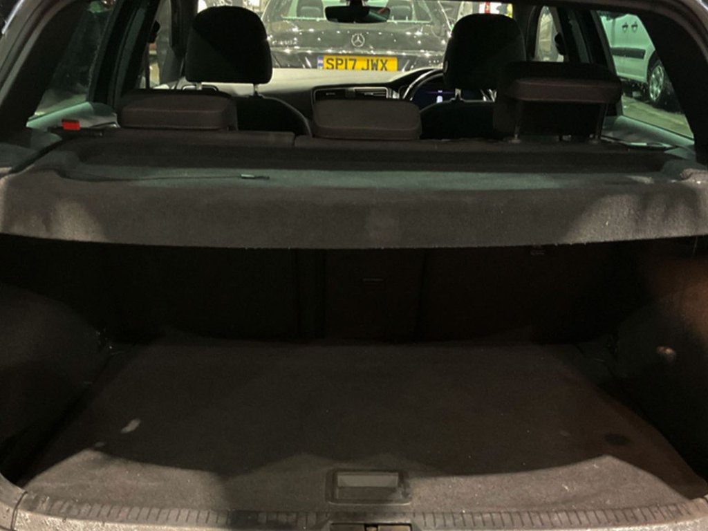 Used Volkswagen Golf 2018 for sale - 77369391: Photo 7