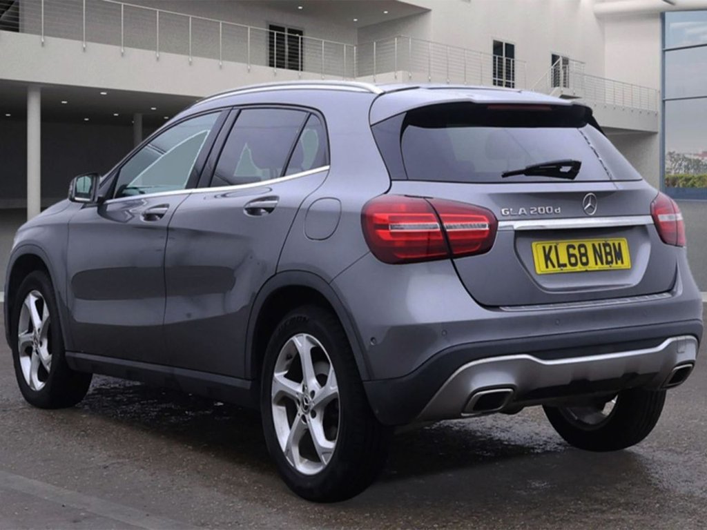 Used Mercedes-Benz GLA 2019 for sale - 76333574: Photo 3