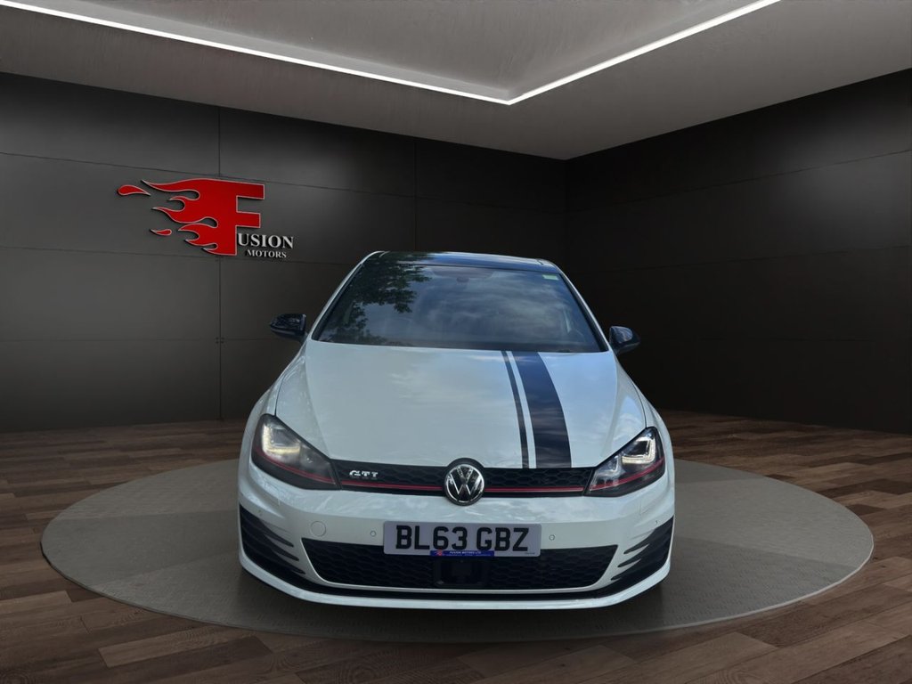 Used Volkswagen Golf 2013 for sale - 76430227: Photo 2