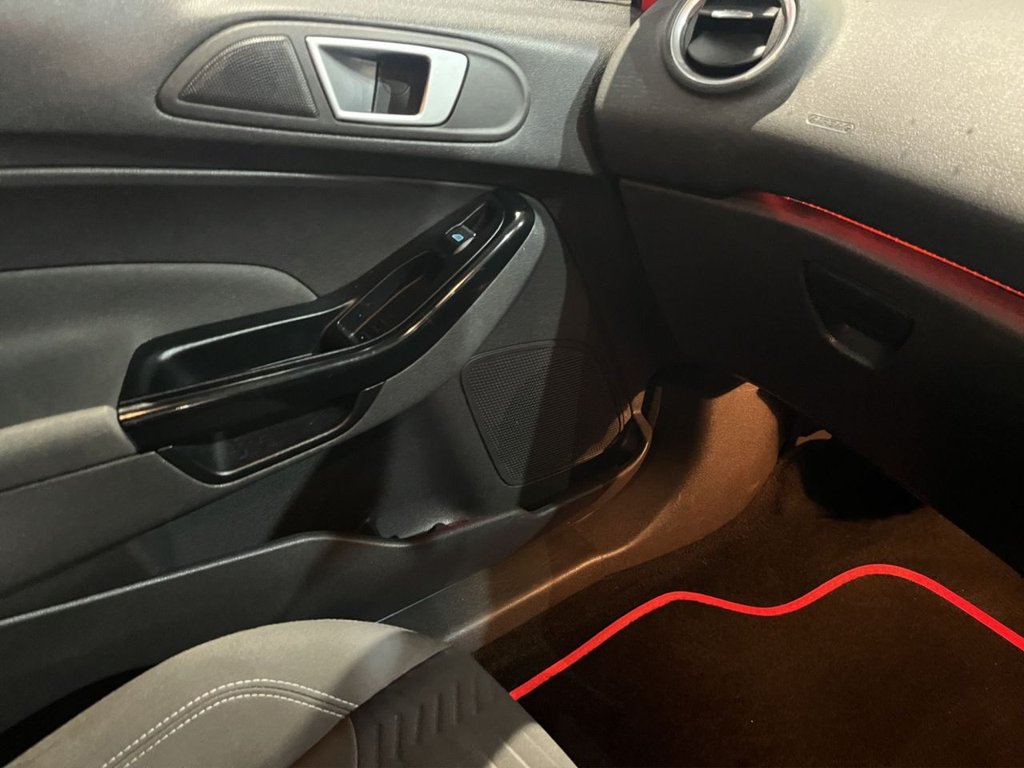 Used Ford Fiesta 2014 for sale - 77654762: Photo 7