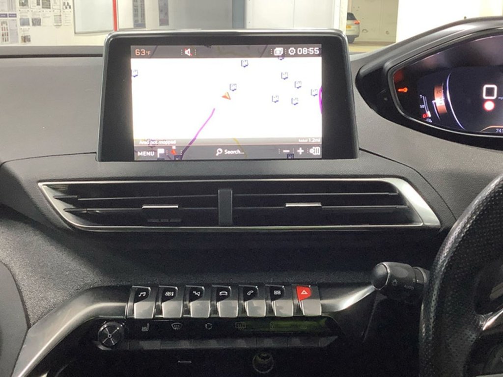 Used Peugeot 3008 2019 for sale - 76323527: Photo 10