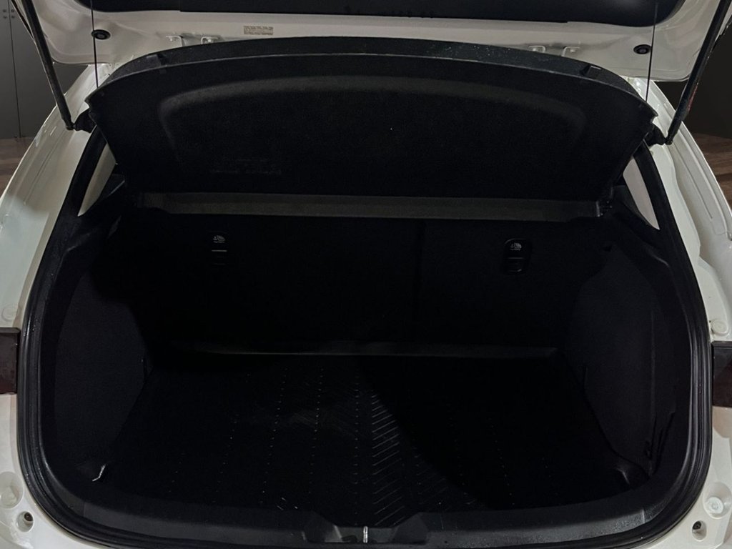 Used Mazda Mazda3 2019 for sale - 77654680: Photo 10