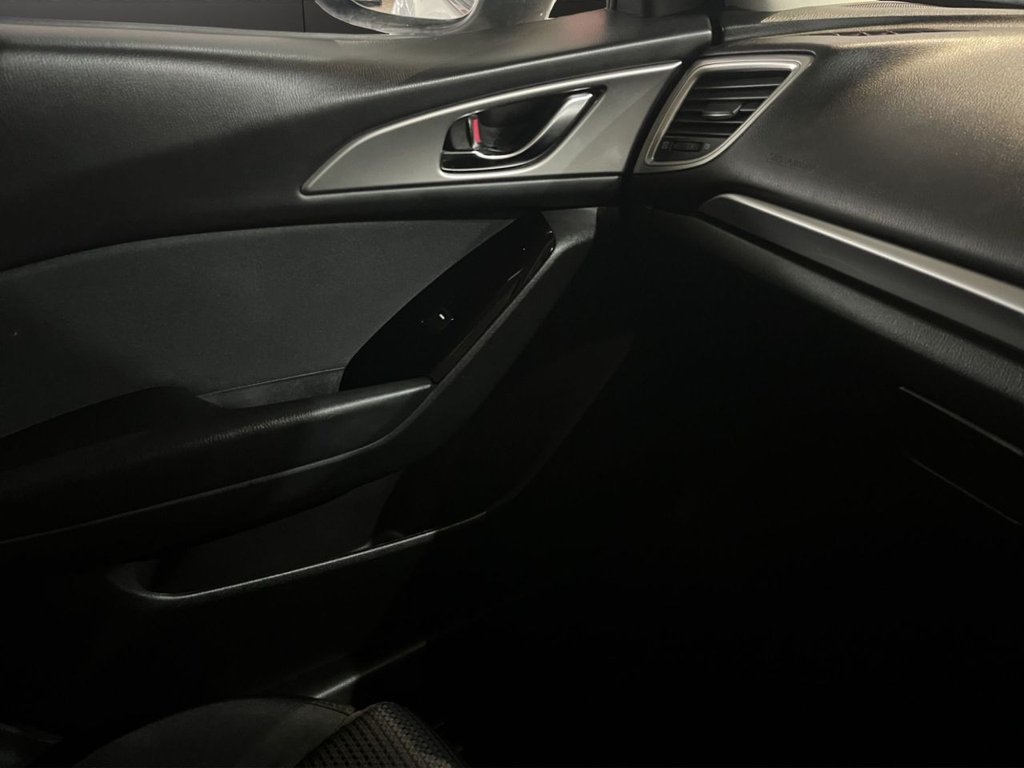 Used Mazda Mazda3 2019 for sale - 77654680: Photo 12
