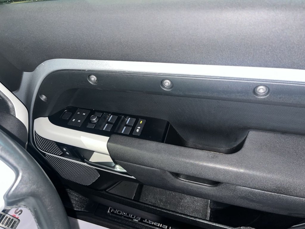 Used Land Rover Defender 2020 for sale - 78102581: Photo 12