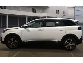 Used Peugeot 5008 2020 for sale - 77725837: Photo