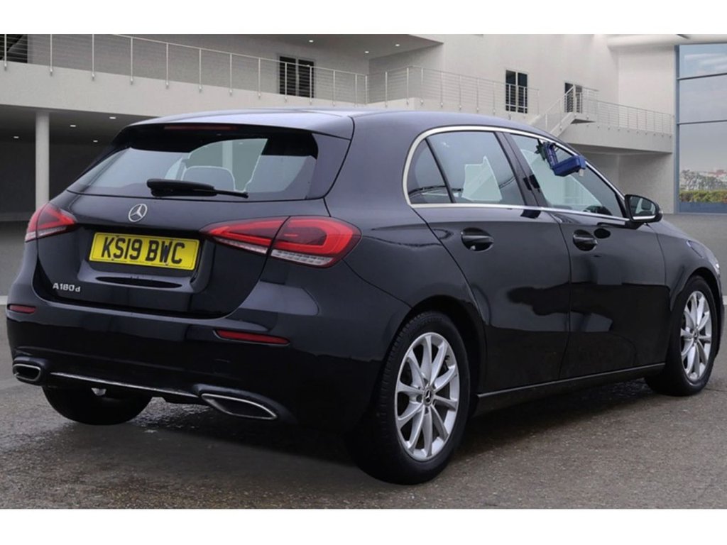 Used Mercedes-Benz A-Class 2019 for sale - 76315724: Photo 4
