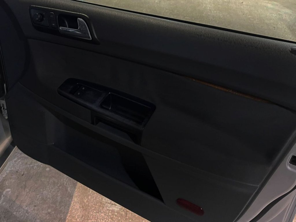 Used Volkswagen Polo 2003 for sale - 77096751: Photo 8