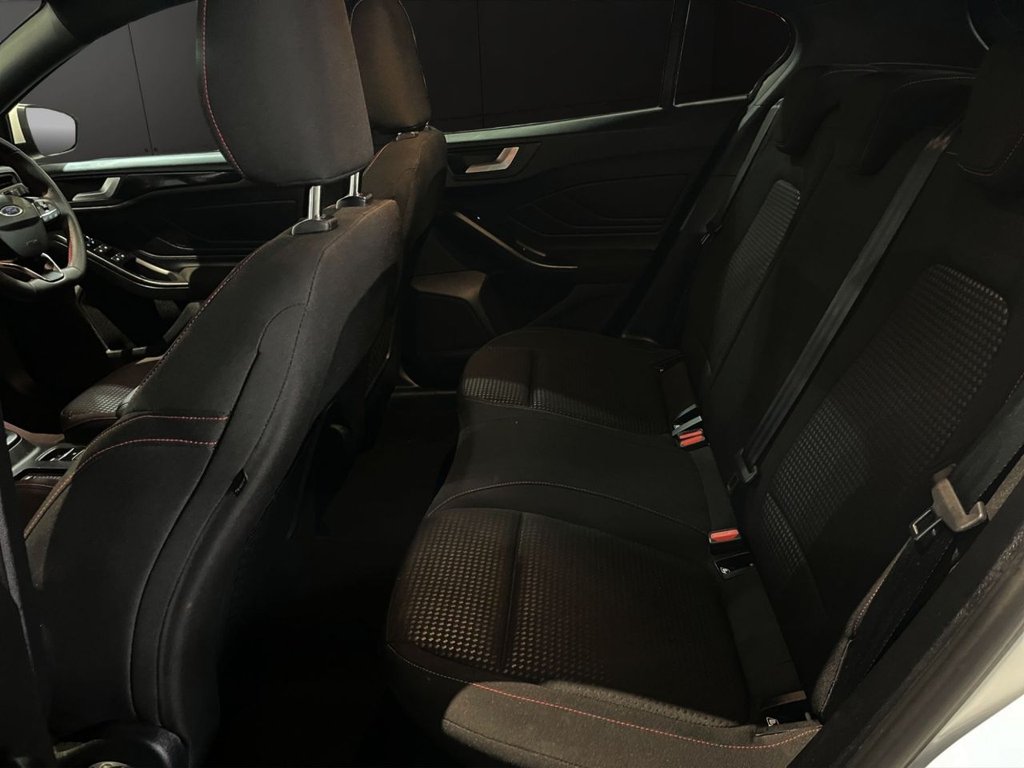 Used Ford Focus 2023 for sale - 77609236: Photo 15