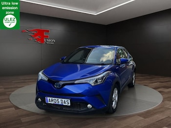 2018 (05) - 1.8 VVT-h Icon SUV 5dr Petrol Hybrid CVT Euro 6 (s/s) (122 ps)