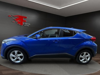 Used Toyota C-HR 2018 for sale - 75853530: Photo