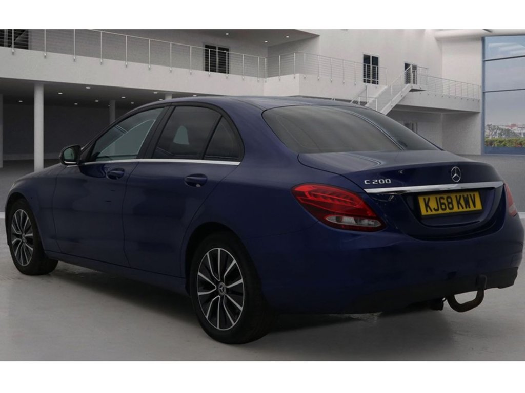 Used Mercedes-Benz C Class 2019 for sale - 76345829: Photo 3