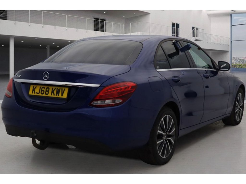 Used Mercedes-Benz C Class 2019 for sale - 76345829: Photo 4