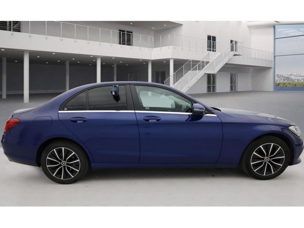 Used Mercedes-Benz C Class 2019 for sale - 76345829: Photo 5