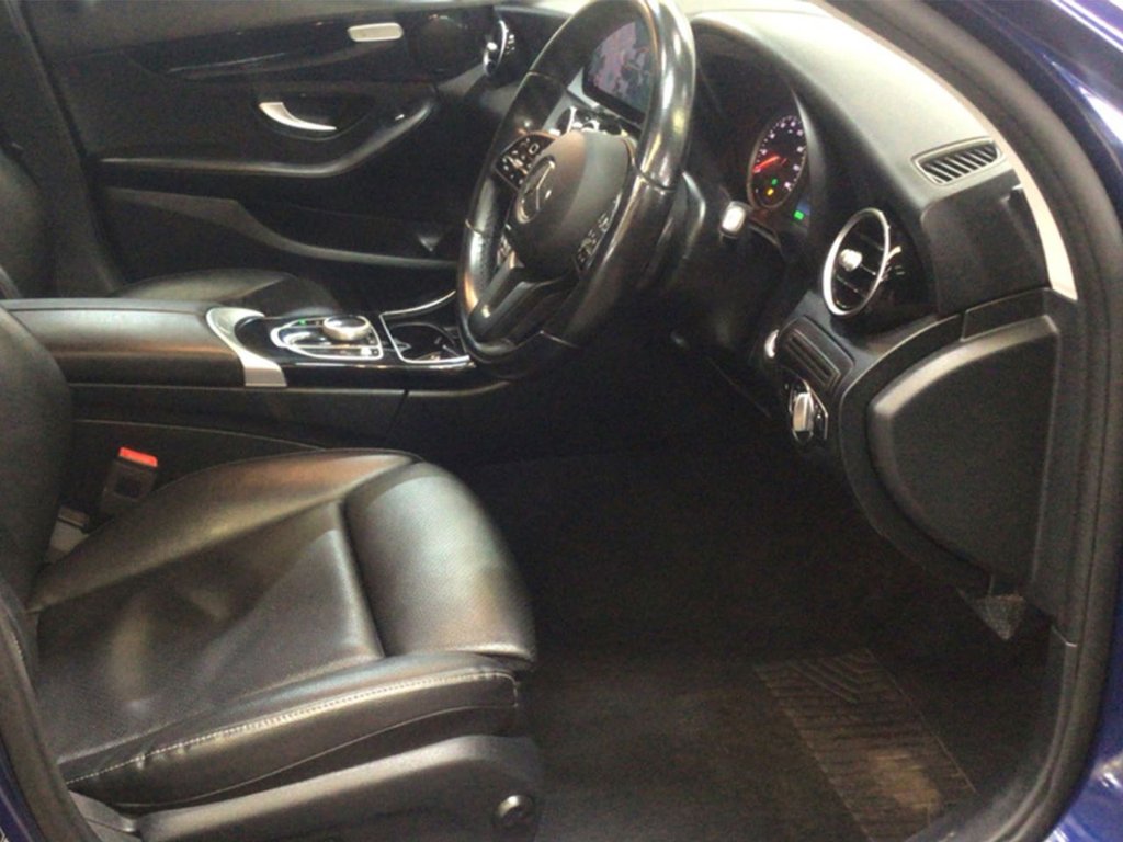 Used Mercedes-Benz C Class 2019 for sale - 76345829: Photo 9