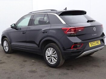 Used Volkswagen T-Roc 2023 for sale - 78844196: Photo