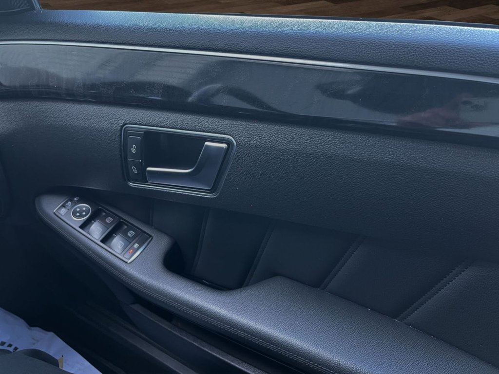 Used Mercedes-Benz E Class 2011 for sale - 77096401: Photo 10