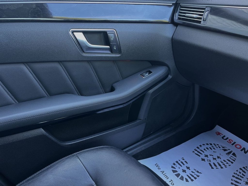 Used Mercedes-Benz E Class 2011 for sale - 77096401: Photo 11