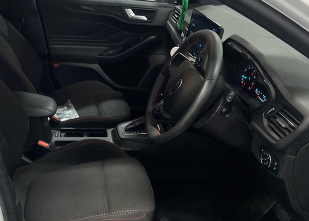 Used Ford Focus 2023 for sale - 76910315: Photo 7