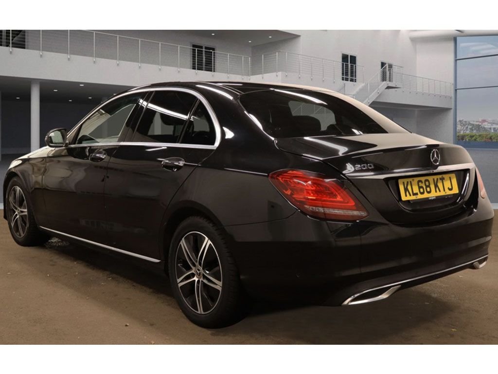 Used Mercedes-Benz C Class 2019 for sale - 76459339: Photo 3