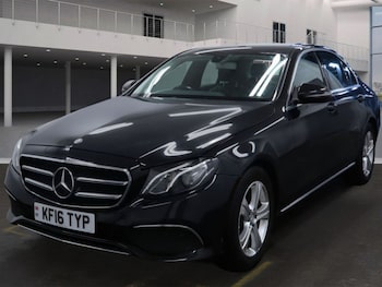 Used Mercedes-Benz E Class 2016 for sale - 76617549: Photo