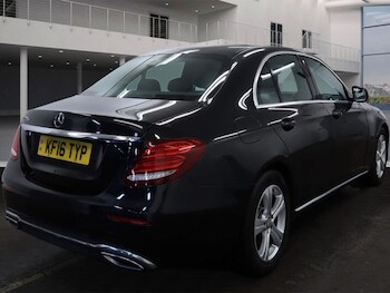 Used Mercedes-Benz E Class 2016 for sale - 76617549: Photo