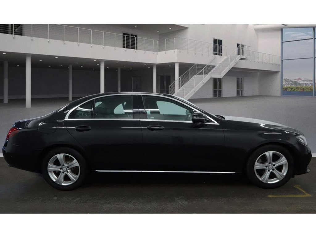 Used Mercedes-Benz E Class 2016 for sale - 76617549: Photo 5