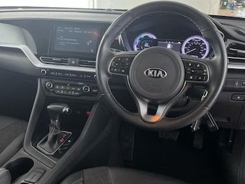 Used Kia Niro 2021 for sale - 78742947: Photo
