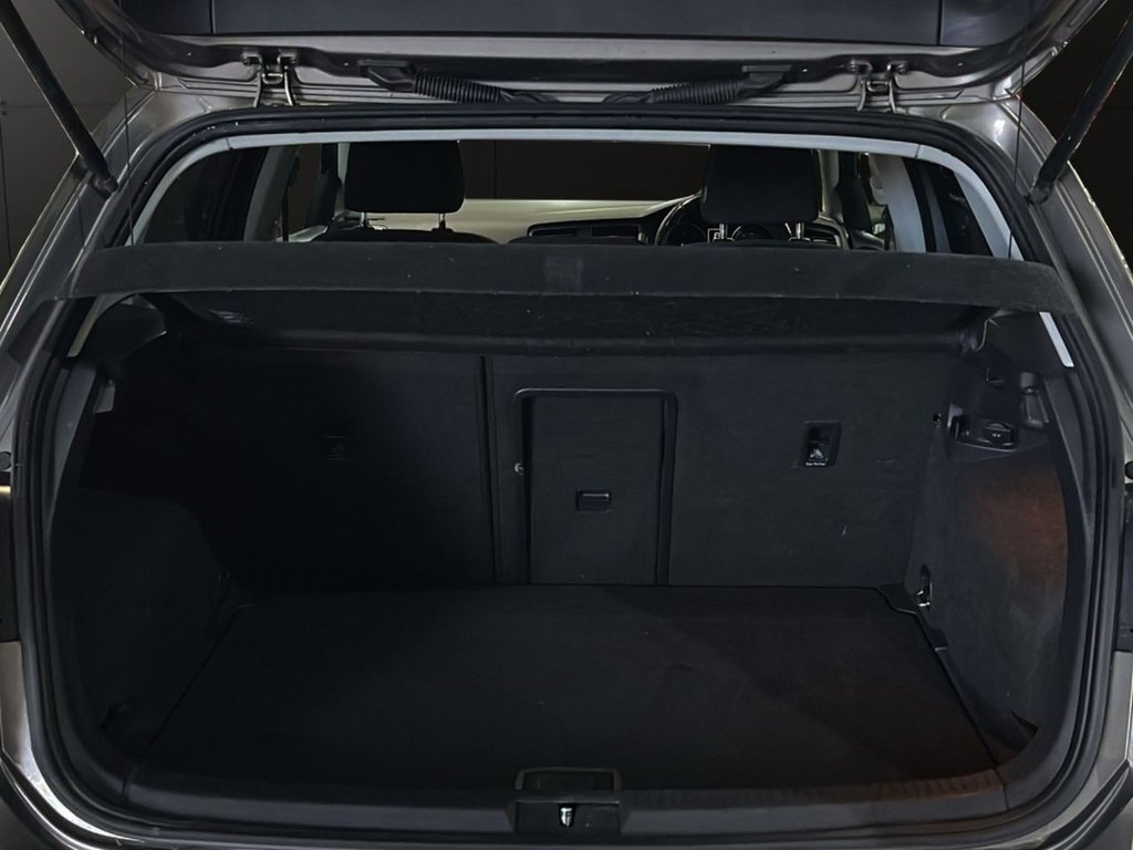 Used Volkswagen Golf 2013 for sale - 76937467: Photo 9