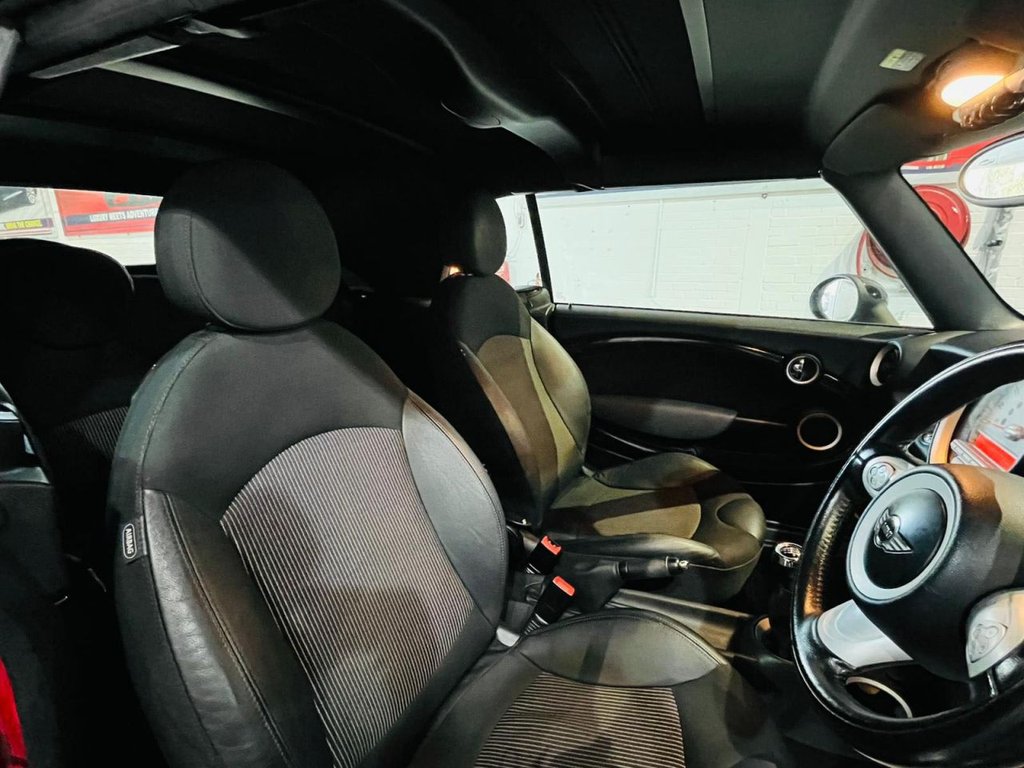 Used MINI Convertible 2010 for sale - 77893681: Photo 11
