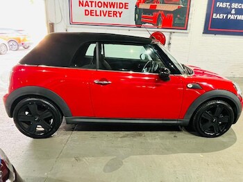 Used MINI Convertible 2010 for sale - 77893681: Photo