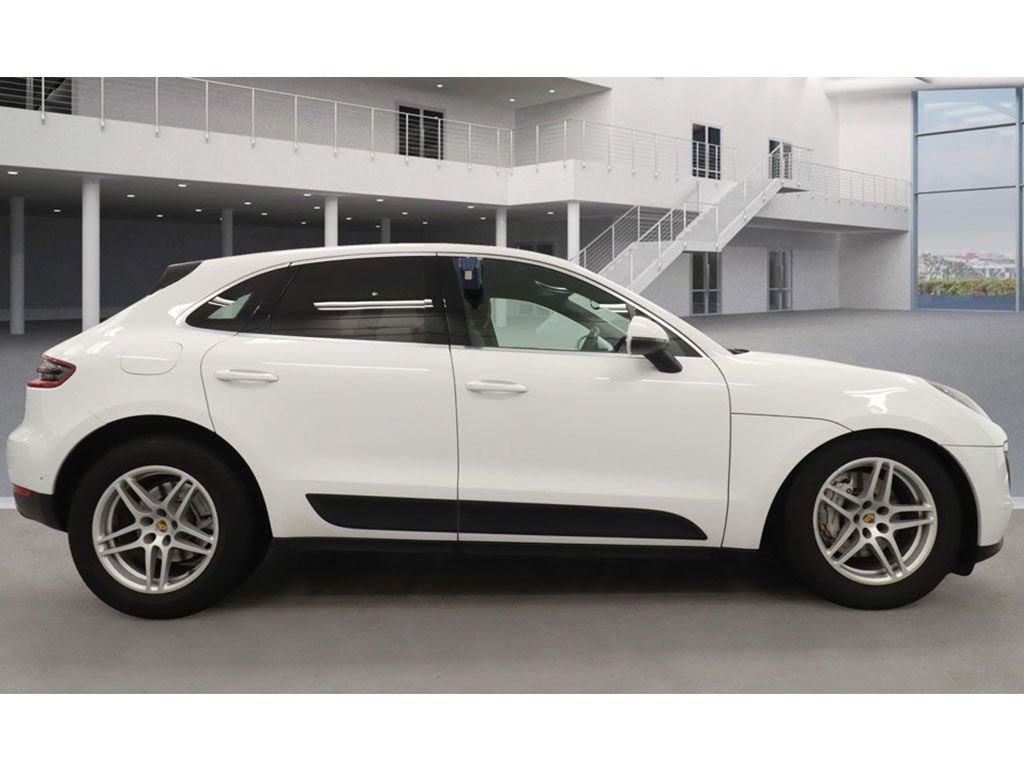 Used Porsche Macan 2015 for sale - 76900339: Photo 5