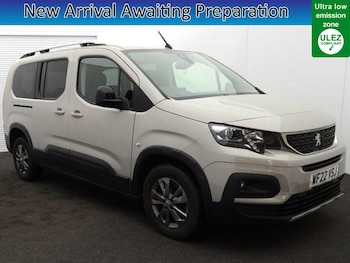 2022 (22) - 1.5 BlueHDi 100 Allure Premium [7 Seats] 5dr