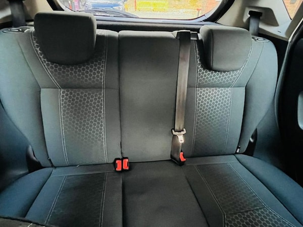 Used Ford Fiesta 2010 for sale - 76162821: Photo 15