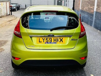Used Ford Fiesta 2010 for sale - 76162821: Photo 4