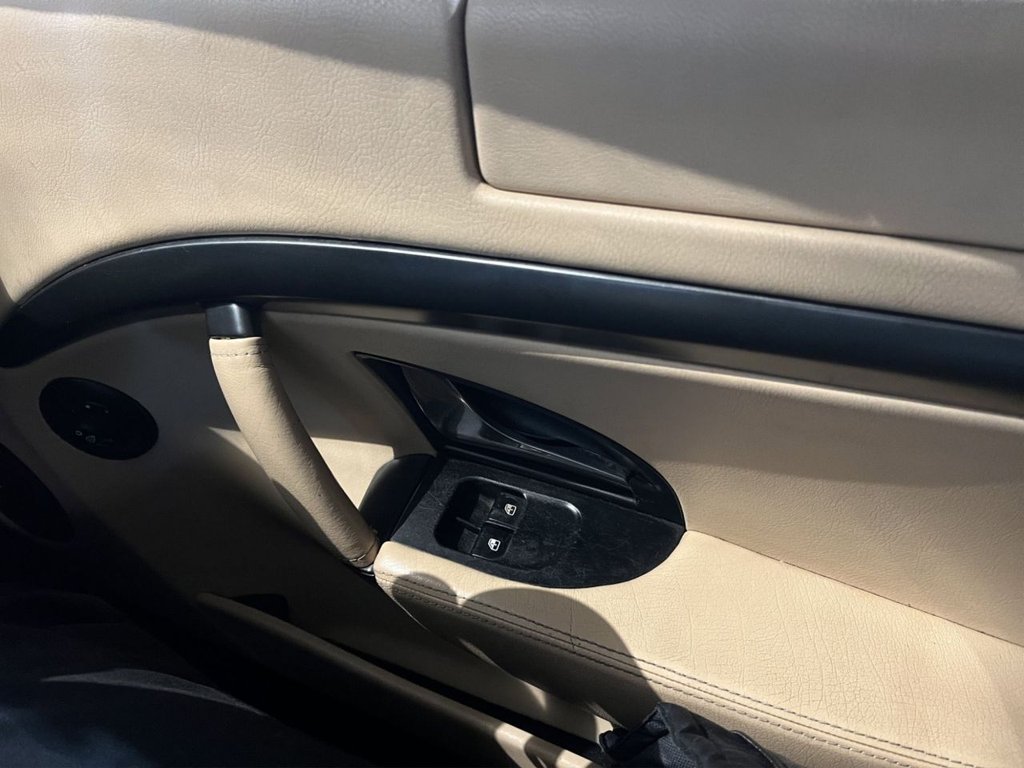 Used Maserati Granturismo 2010 for sale - 77660132: Photo 7