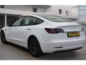Used Tesla Model 3 2021 for sale - 76303951: Photo 3
