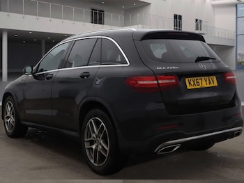 Used Mercedes-Benz GLC 2018 for sale - 77369922: Photo