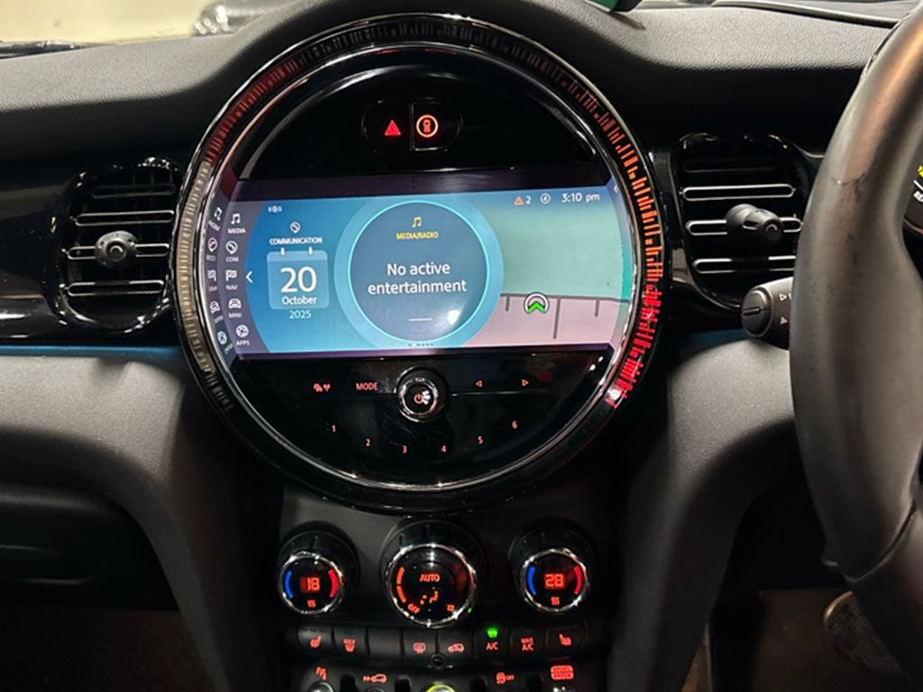 Used MINI Hatch 2021 for sale - 76454520: Photo 10