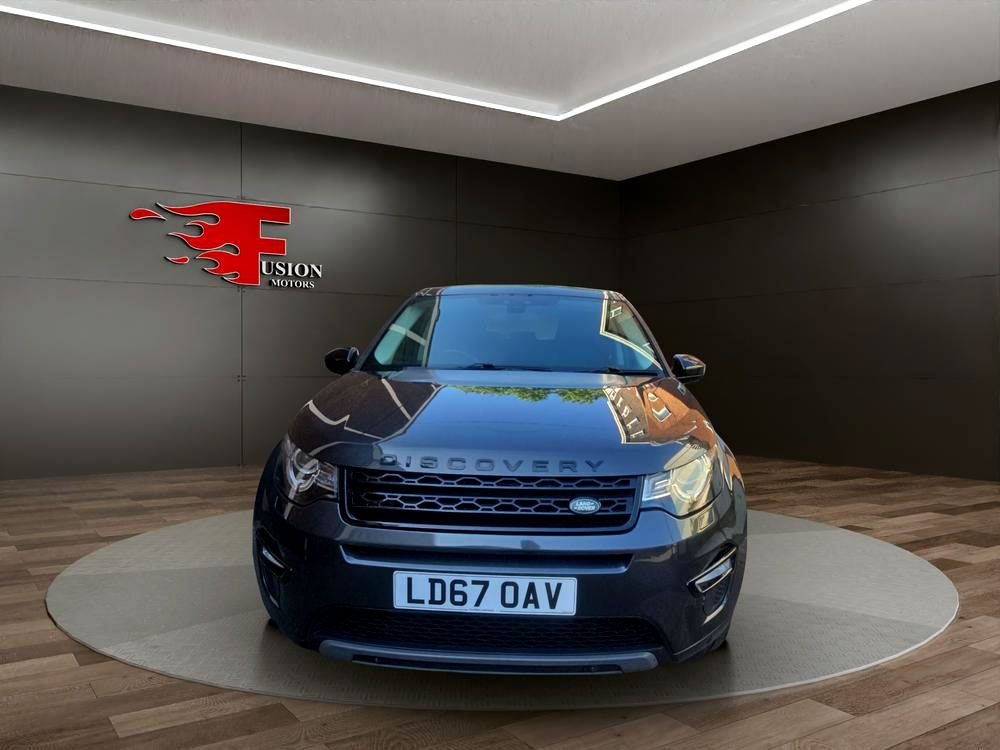 Used Land Rover Discovery Sport 2017 for sale - 76469707: Photo 2