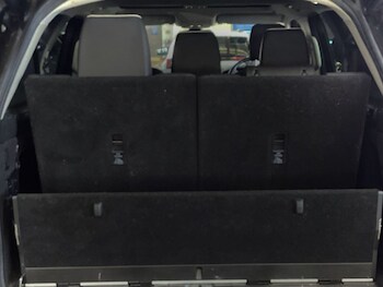 Used Land Rover Discovery 2018 for sale - 78102703: Photo