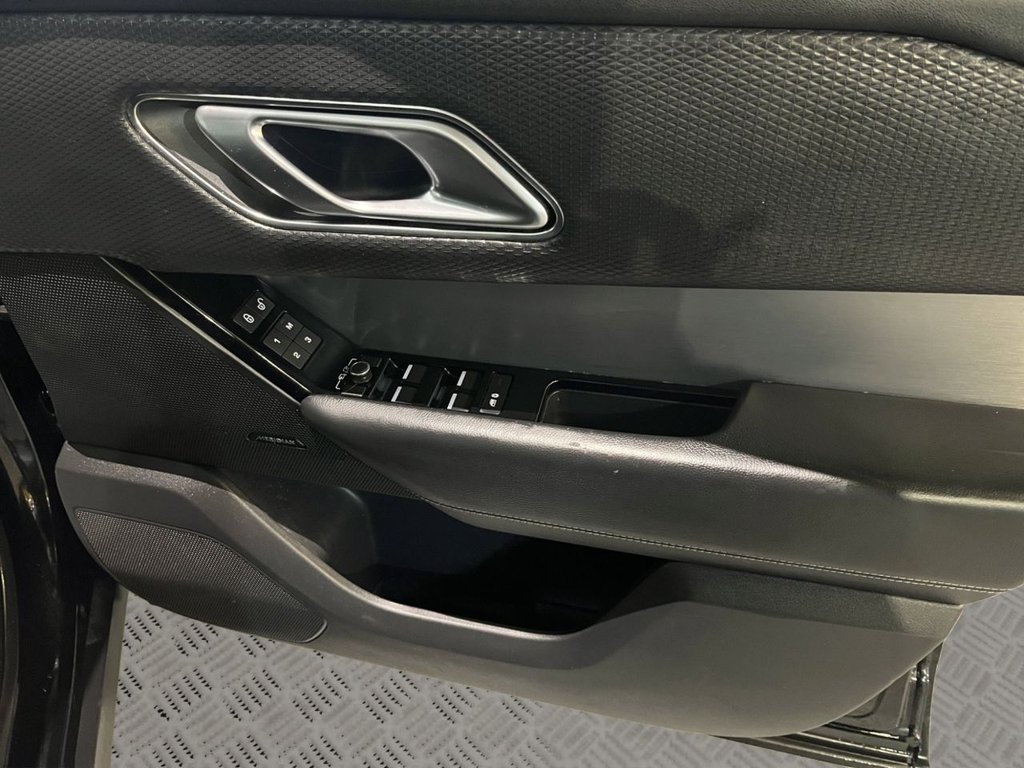 Used Land Rover Range Rover Velar 2019 for sale - 78145097: Photo 11