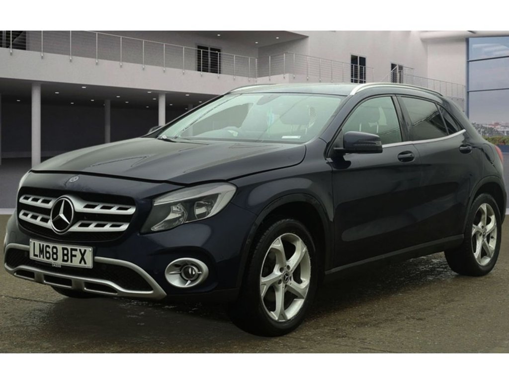 Used Mercedes-Benz GLA 2018 for sale - 77200302: Photo 2