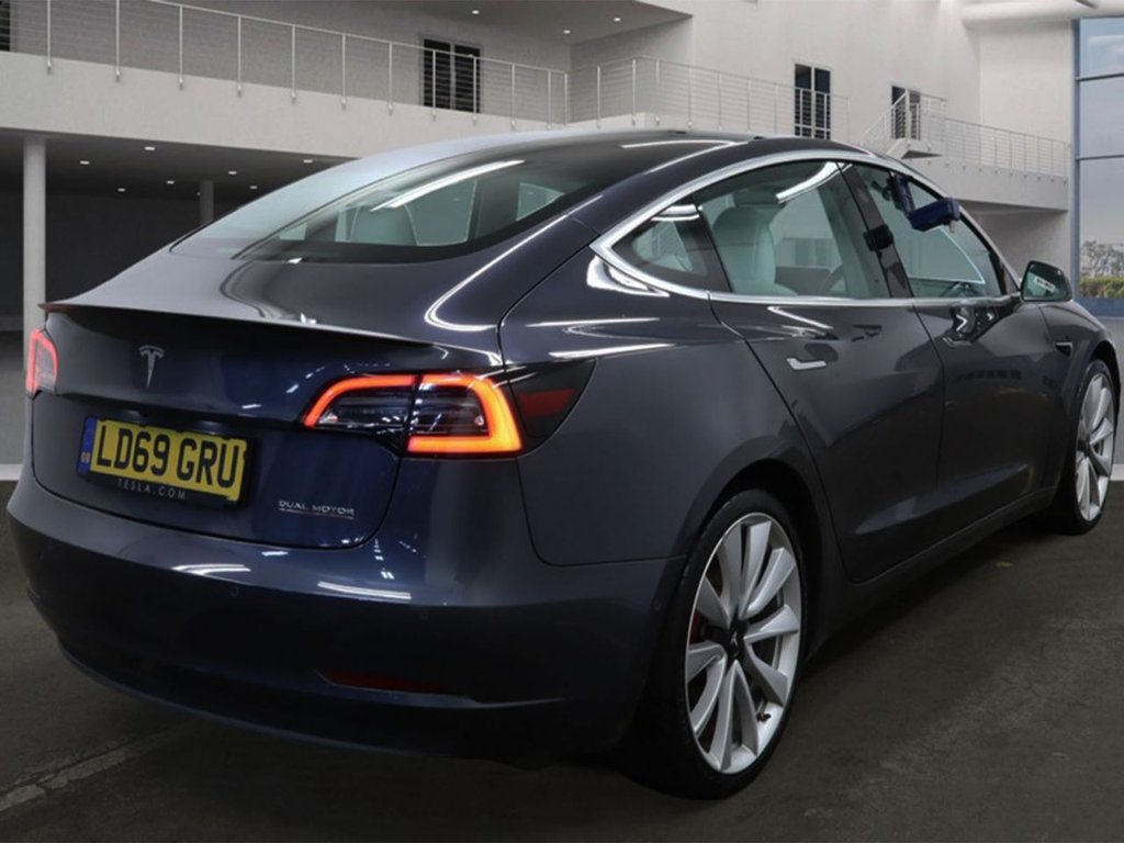 Used Tesla Model 3 2019 for sale - 76711004: Photo 3
