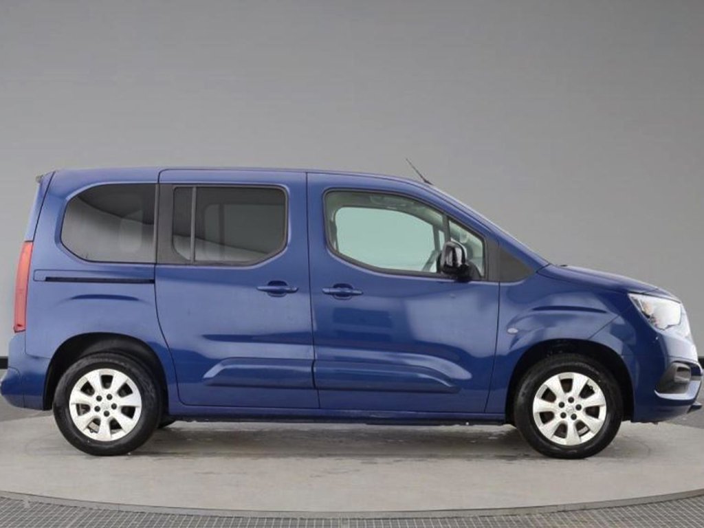 Used Vauxhall Combo Life 2022 for sale - 76910255: Photo 2