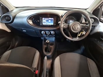 Used Toyota Aygo X 2023 for sale - 77366719: Photo