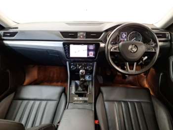 Used Skoda Superb 2018 for sale - 75240792: Photo
